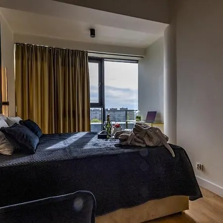 In With Pool And Terrace 슈체친