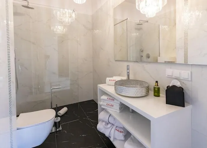 In With Pool And Terrace 아파트 *