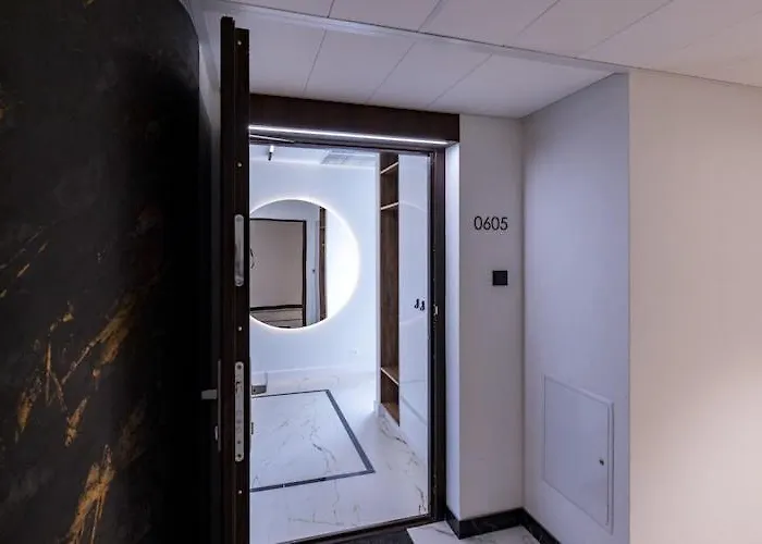 In With Pool And Terrace * شتشيتسين